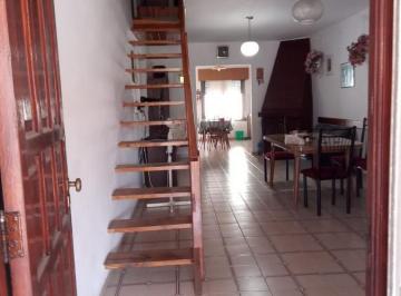 Casa · 450m² · 5 Ambientes · 2 Cocheras · Casa y Departamentos en Venta - 10 Dorm. 12 Baños - 450 m² - Mar del Tuyu