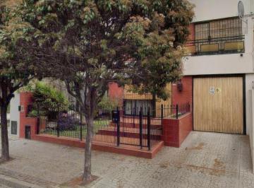 Casa · 300m² · 5 Ambientes · 2 Cocheras · Casa en Venta - 4 Dorm. 4 Baños - Cochera - 412 m² - Quilmes Este