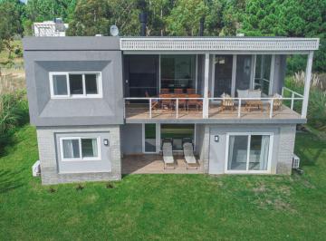 Casa · 203m² · 5 Ambientes · Casa en Venta en Costa Esmeralda, Ecuestre