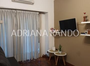 Departamento de 2 ambientes, Monte Castro · Excelente Departamento de 2 Ambientes Al Frente con Balcon