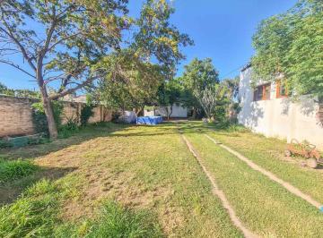 Casa · 60m² · 3 Ambientes · Venta Casa con Gran Terreno 667 m Granja de Funes