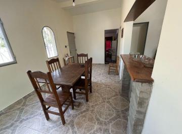 Casa · 90m² · 6 Ambientes · 1 Cochera · Venta Casa Guaymallen