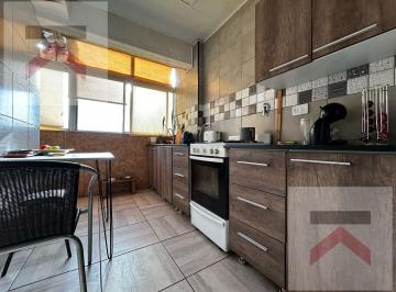 Departamento · 79m² · 4 Ambientes · Departamento 4 Amb. en Villa Celina Totalmente Reciclado - Apto Crédito