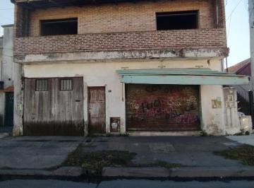 Casa · 160m² · 6 Ambientes · 5 Cocheras · Venta Casa 6 Ambientes con Local y Lote de 400 m² en Tigre