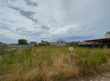 Terreno , General Fernández Oro · Se Vende Terreno en B° Los Troncos, Fernandez Oro