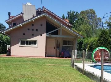 Casa · 117m² · 4 Ambientes · 2 Cocheras · Casa en Venta 4 Ambientes Barrio Bello Horizonte
