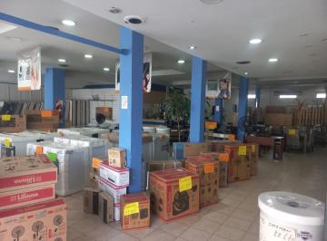 Local comercial · 460m² · Venta/ Alquiler - Local/depósito. Ituzaingó. Ideal Supermercado! Financiación