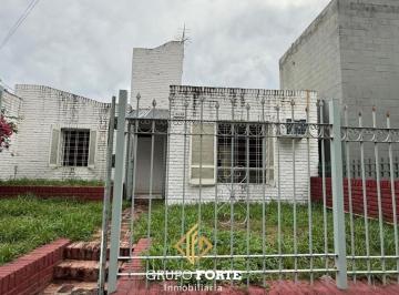 PH · 77m² · 4 Ambientes · Casa en Venta - B° Escobar