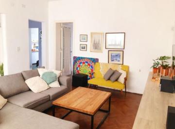 Casa · 105m² · 3 Ambientes · Casa en Venta - 2 Dorm. 1 Baño - 125 m² - La Plata
