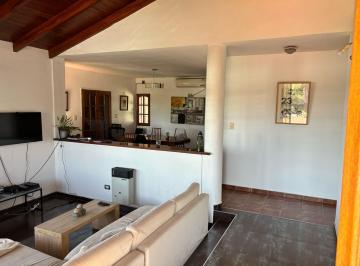 Casa · 200m² · 7 Ambientes · 2 Cocheras · Casa en Venta en Cuesta Colorada Apta Credito Bancor