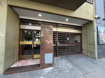 Departamento · 78m² · 4 Ambientes · 1 Cochera · Av Pellegrini Al 1700 Alquiler Departamento 3 Dorm. con Cochera en Rosario