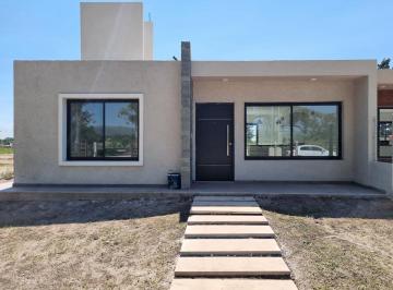 Casa de 4 ambientes, Alta Gracia · Vendo Casas de 2 o 3 Dorm a Estrenar en Portales del Tala Aptas Credito