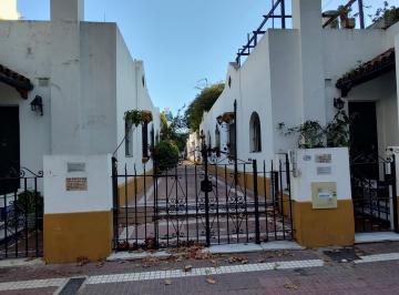 PH · 94m² · 4 Ambientes · Venta PH Colonial con Terraza en Pasaje Arribeños, Belgrano
