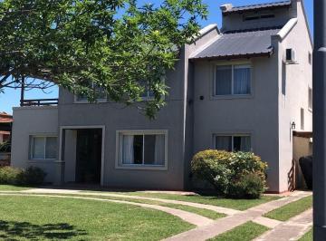 Casa de 10 ambientes, Córdoba · Valle Escondido - Los Soles.