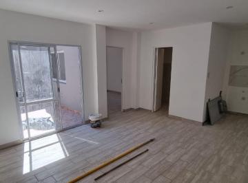 PH · 45m² · 2 Ambientes · PH en Venta de 2 Ambientes en Barrio Don Bosco
