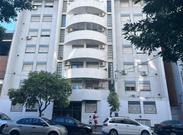 Departamento de 6 ambientes, Córdoba · Espectacular Dpto en Venta 3 Dorm. 2 Baños en B General Paz