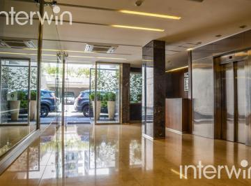 Oficina comercial · 150m² · 2 Cocheras · Excelente Oficina de 150 m² con Vista Abierta y 2 Cocheras en Palermo