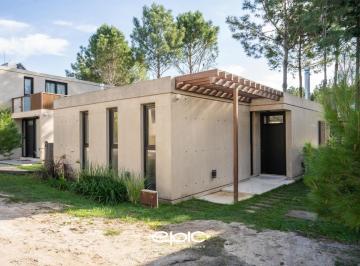 Casa · 74m² · 3 Ambientes · Departamento en Venta en Pinamar Norte con Seguridad