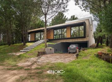 Casa · 212m² · 5 Ambientes · 1 Cochera · Venta Casa en Residencial II Costa Esmeralda