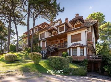 Departamento · 80m² · 3 Ambientes · 1 Cochera · Departamento en Venta Pinamar