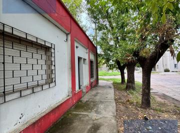 Casa · 126m² · 4 Dormitorios · 1 Cochera · Casa - Saladillo