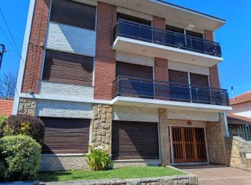 Departamento · 85m² · 2 Dormitorios · 1 Cochera · Mogotes; Excelente Semipiso a La Calle