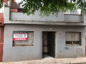 Casa · 115m² · 4 Ambientes · Venta de Casa en Lote Propio en Villa Celina