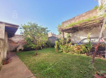 PH · 80m² · 3 Ambientes · 3 Cocheras · PH Tipo Casa en Planta Baja - 2 Dorm. - Entrada 3 Autos