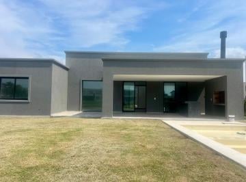 Casa · 180m² · 4 Ambientes · 2 Cocheras · Casa en San Matias - 4 Ambientes - 1046 m²