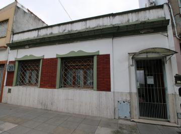 Casa de 4 ambientes, Mataderos · Venta Casa Mataderos 4 Amb con Patio