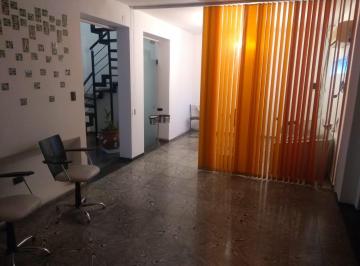 Casa · 4 Ambientes · 1 Cochera · Venta de Casa 3 Dorm. 2 Baños