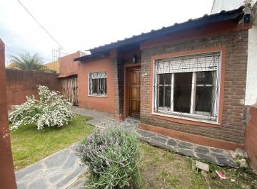 Casa · 60m² · 4 Ambientes · Casa - Wilde