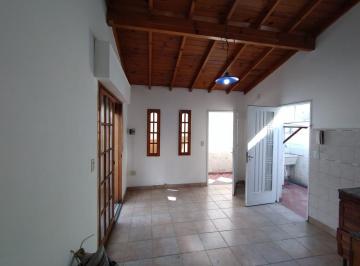 Departamento · 3 Ambientes · Departamento PH Sin Expensas, con Patio y en Excelente Ubicación