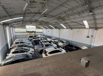 Local comercial · 653m² · 4 Ambientes · 4 Cocheras · Malvin. Av Italia Terreno de 653 m²