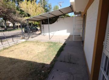 Casa · 3 Dormitorios · 1 Cochera · Casa en Guaymallen