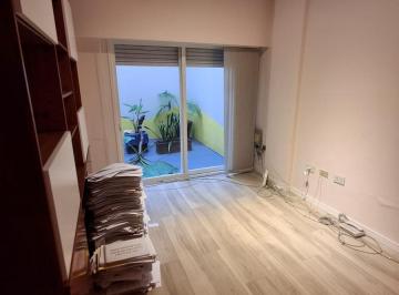 Oficina comercial · 56m² · 6 Ambientes · Oficina en en Barrio Martin C/patio, Sala de Espera, 3 Oficinas.