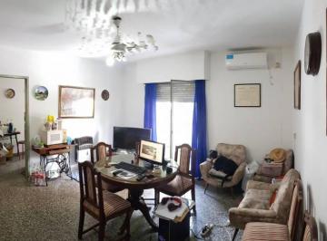 Departamento · 88m² · 3 Ambientes · Departamento en Venta - 2 Dorm. 1 Baño - 96 m² - Parque Patricios