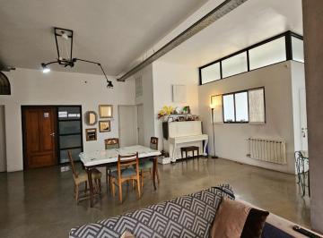 PH · 136m² · 3 Ambientes · 1 Cochera · PH en Venta - 2 Dorm. 1 Baño - Cochera - 136 m² - Haedo, Morón