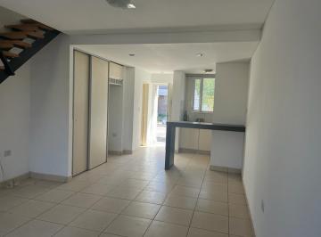 PH · 68m² · 3 Ambientes · Venta Duplex - 2 Dorm. Excelente Acceso - Chacabuco Al 500 Centenario Neuquen