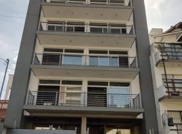 Edificio · 650m² · 9 Ambientes · Edificio Punta Mogotes/ Media Cuadra de La Costa