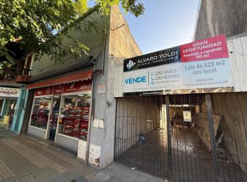 Edificio · 200m² · 1 Cochera · Edificio Comercial en Venta en General Madariaga
