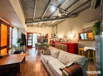 Casa · 80m² · 2 Ambientes · 1 Cochera · Casa en Venta - 2 Dorm. 1 Baño - 80 m² - Villa Parque Sicardi