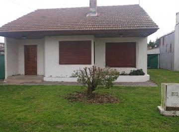 Casa · 213m² · 1 Dormitorio · Se Vende Hermosa Propiedad en Block Sobre Excelente Ubicación.