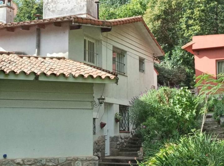 Casa · 250m² · 5 Ambientes