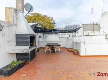 Casa · 171m² · 6 Ambientes · 2 Cocheras · Casa de 6 Ambientes en Flores
