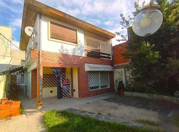 PH · 110m² · 3 Ambientes · PH Tipo Casa P. Bja Fdo.4 Amb. Tipo