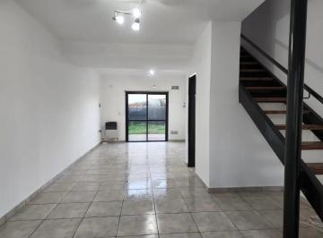 Departamento · 72m² · 3 Ambientes · 2 Cocheras · Dúplex en Venta - 2 Dorm. 2 Baños - Cocheras - 88 m² - Moreno
