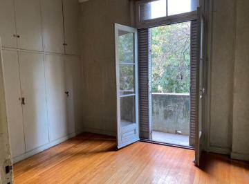 Departamento de 4 ambientes, Balvanera · Piso de 4 Ambientes Más Dependencia