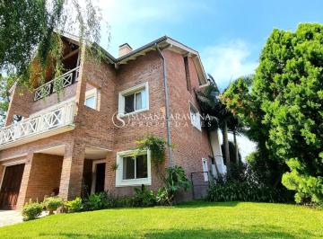 Casa · 412m² · 6 Ambientes · 1 Cochera · Casa en Venta en La Colina, Don Torcuato, Tigre