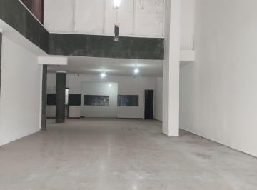 Local comercial de 4 ambientes, Córdoba · Alquilo. Local Comercial. Av Alem! 180 m²